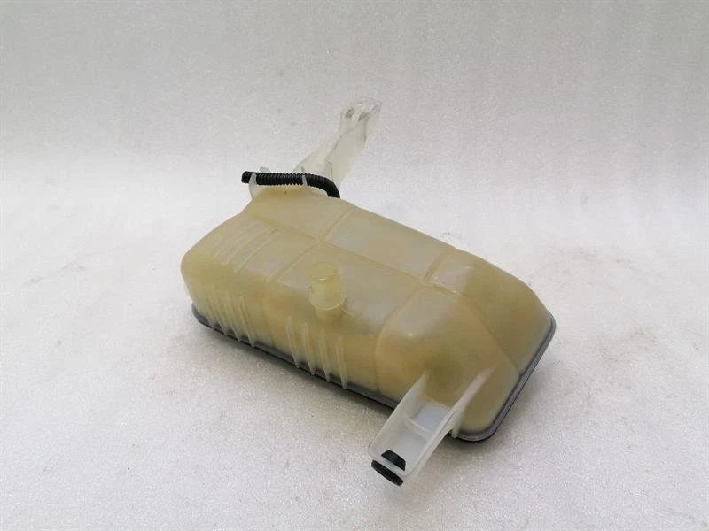 CHEVROLET CORVETTE C7 Reservior 22786835 behälter  23495414 - Image 5