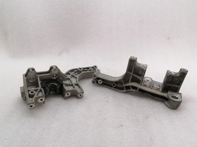 PORSCHE TAYCAN 9J Holder- Bracket 9J1413358A Halter Träger FRONT SUBFRAME