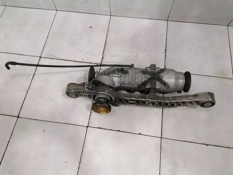 MERCEDES VIANO VITO Front Diff A6393300402 Differential Vorne OM651 AWD 4-MATIC