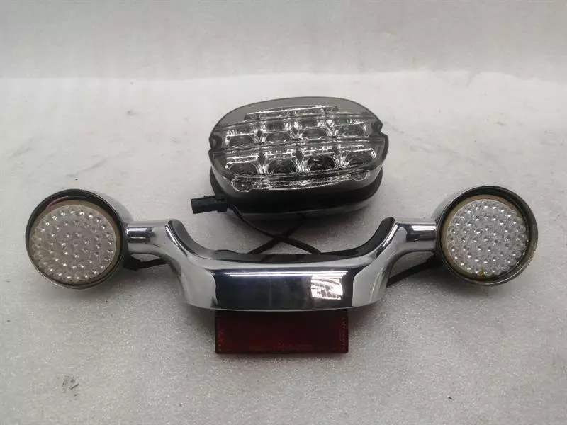 HARLEY-DAVIDSON STREET GLIDE CVO ELECTRA Rear Lightl 68142-04 Rücklicht