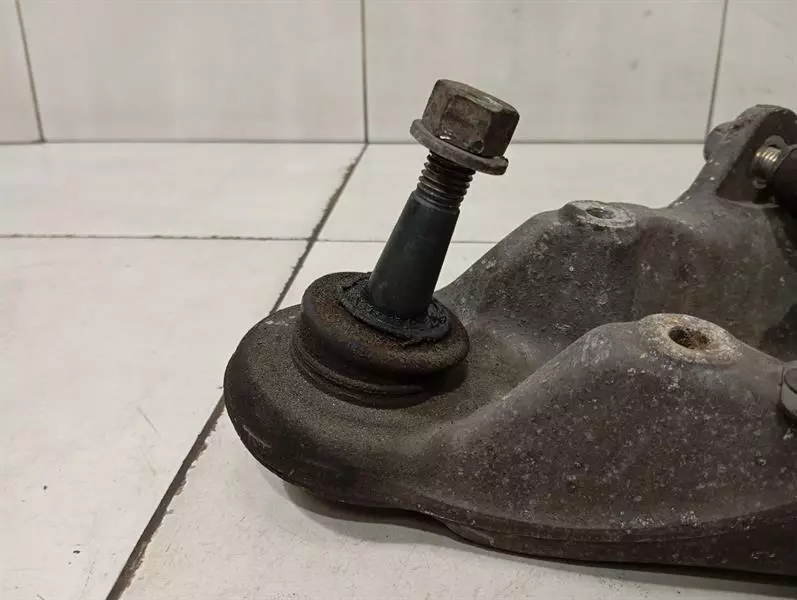 CHEVROLET CORVETTE C6 Left Front Hub 88965637 Radlagergehäuse Vorne Links - Image 4