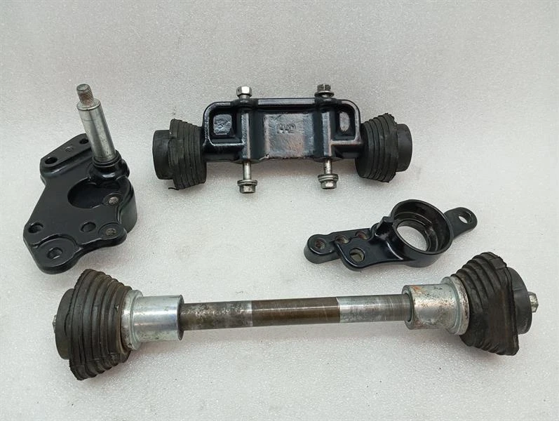 HARLEY-DAVIDSON TOURING Engine mount 47159-09BHP Motorhalter 16400005 47540-11