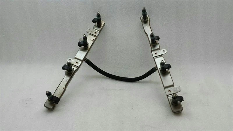 JEEP CHEROKEE Fuel Rail Set 05038530AA Einspritzleiste Rohr Verteiler Set 6.4 V8