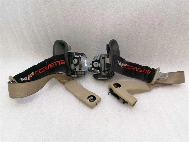 CHEVROLET CORVETTE C6 Front seatbelt 89023899 Sicherheitsgurt Gurt Vorne satz