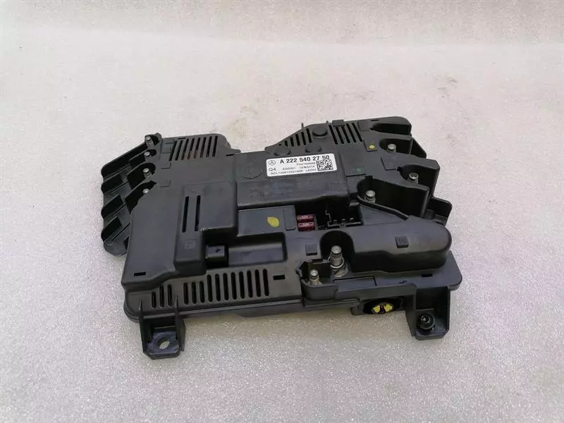 MERCEDES S-class W222 Fuse Box A2225402750 Sicherungskasten