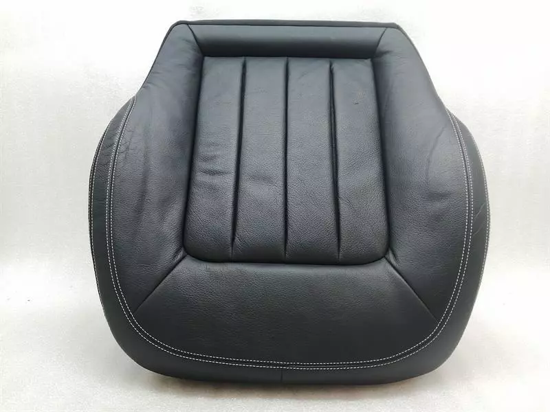 MERCEDES CLS W218 Left Lower Seatpad A2189100546 Links Sitz Leder 7E80
