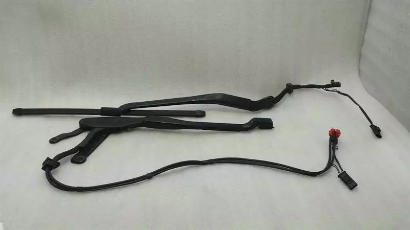 MERCEDES S-class W222 RHD Wiper arm A2228200744 RECHTSLENKER Set