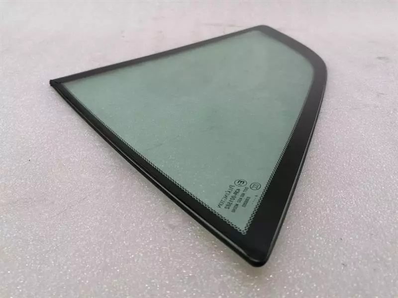 ASTON MARTIN DB9 COUPE  Right Quarter Glass 4G43-76-11086 Türscheibe ¼ Hinten Re - Image 5