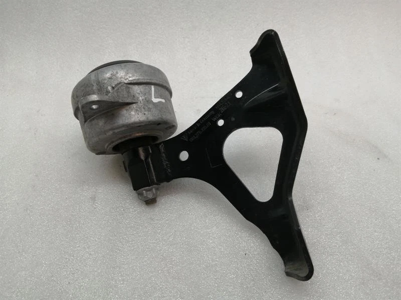 PORSCHE BOXSTER 718 Left Gearbox mount 98137519501 Getriebehalter Links - Image 3