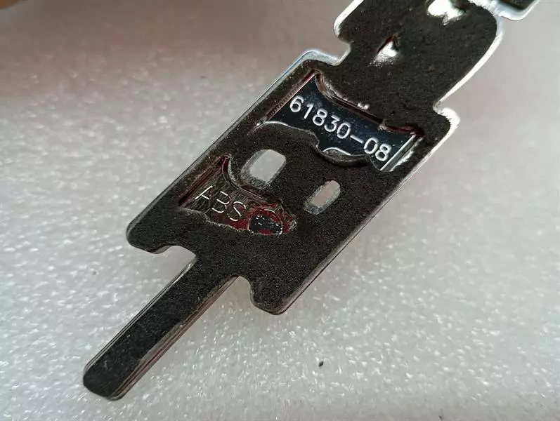 HARLEY-DAVIDSON 61830-08 61831-08 FUEL TANK EMBLEM SET LOGO BADGES RIGHT LEFT - Image 7