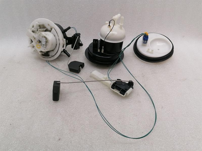 PORSCHE Panamera 970 Fuel Pump Electric 97020142100 Kraftstoffpumpe 3.6 V6
