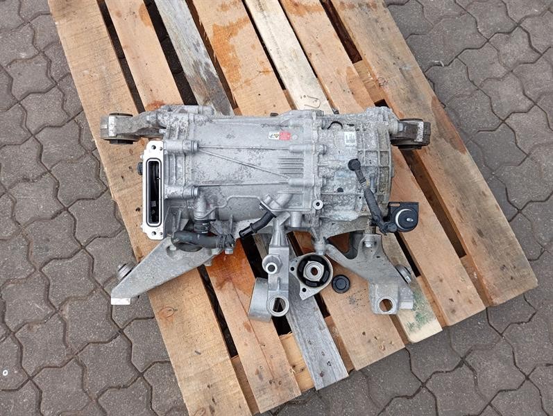 PORSCHE TAYCAN 9J FRONT AXLE DRIVE 9J1901131C MOTOR EBG Elelktroantrieb Vorn