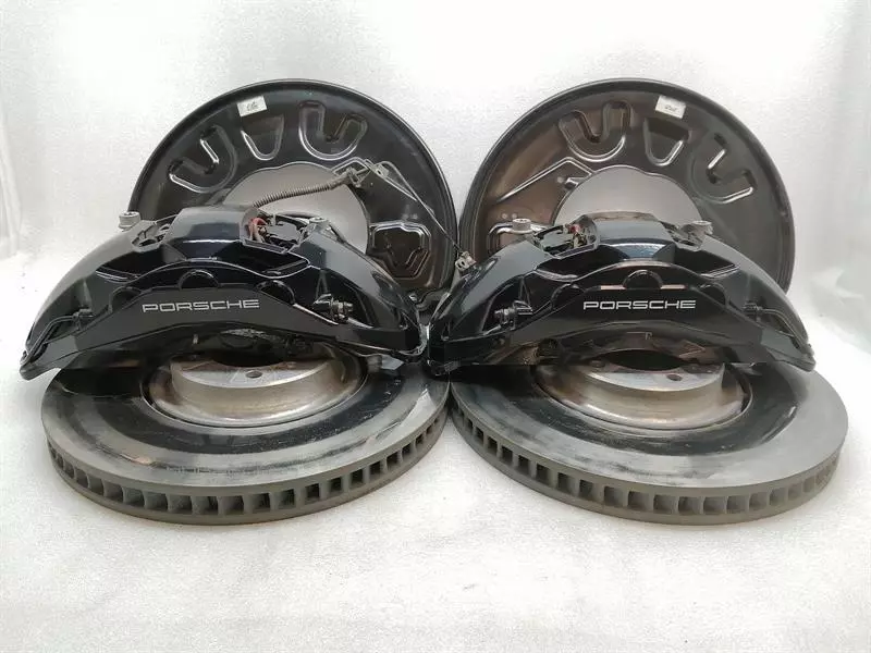PORSCHE TAYCAN 9J AKEBONO Front Set 9J1615124E Bremsanlage Vorne PSCB - Image 2
