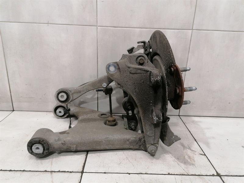 TESLA MODEL S 100D Right Rear Hub 1058540-00-B Radlagergehäuse Hinten Rechts