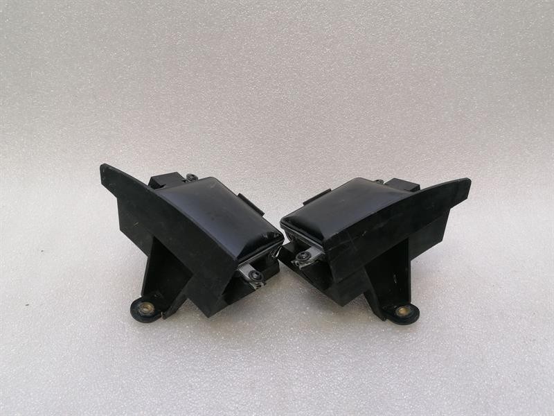 PORSCHE MACAN 95B Lane assist radar Sensor 8T0907568B Spurwechselassistent satz