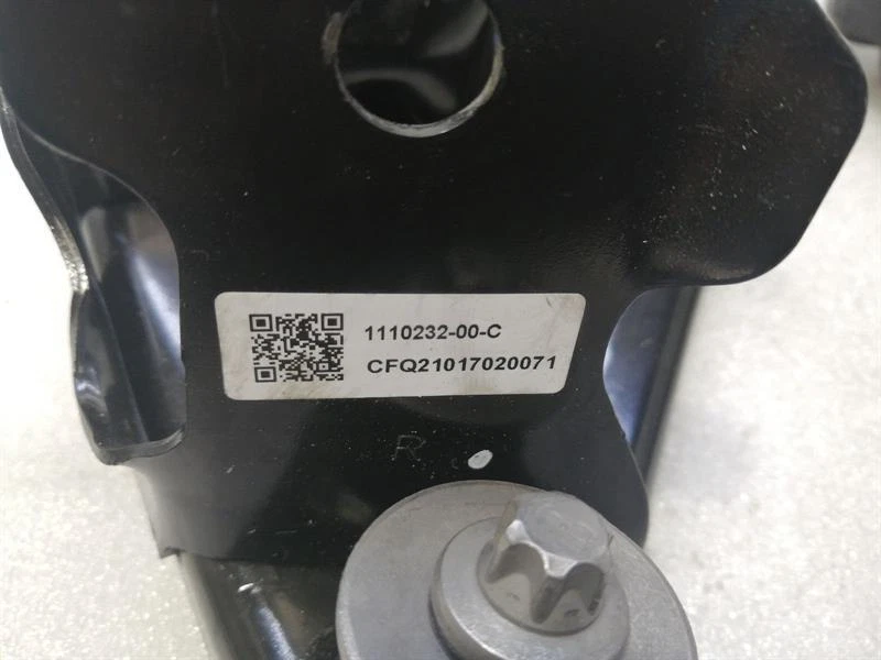 TESLA MODEL 3 Front Tower Brace bar 1075044-00-E Motor Halter Träger - Image 6