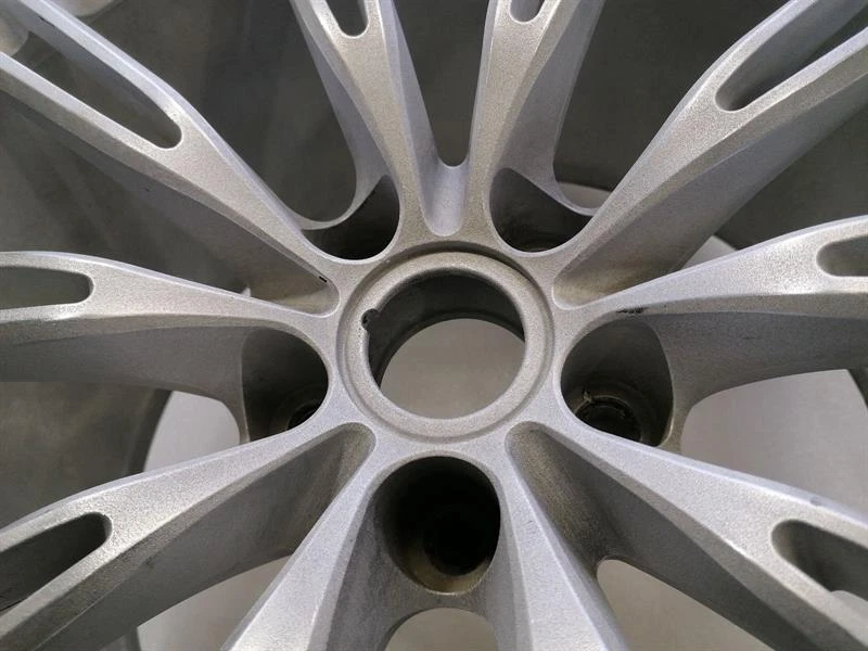 ASTON MARTIN DB9 Volante  Alloy Wheel CG43-9965G-KB 11J x 20 ET 54 Alufelge - Image 3