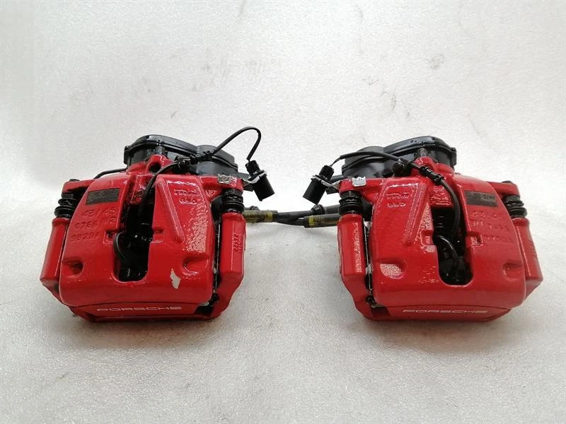 PORSCHE MACAN GTS 95B REAR Brake caliper 95B615423F Bremssattel HINTEN