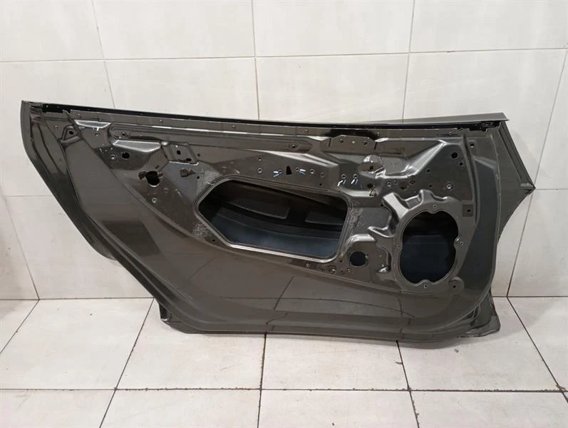 McLaren GT  Left Front Door 22AA410GP Tür Vorne Links - Image 7