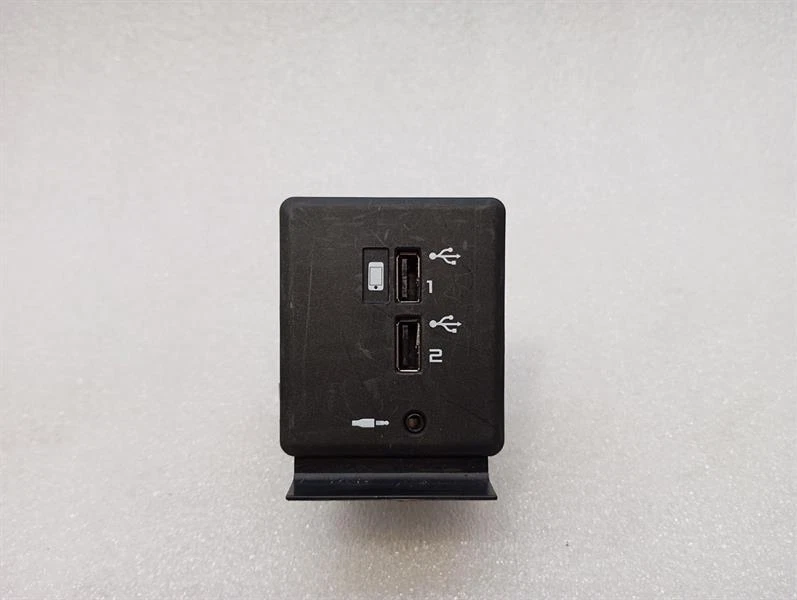 McLaren 720S Spider Electronic module 14MA406CP Steuergerät USB PORT - Image 3