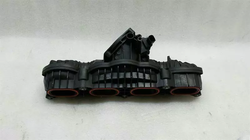 MERCEDES W176 A45 AMG Saugbrücke Ansaugbrücke A1330900537 Intake Manifold M270