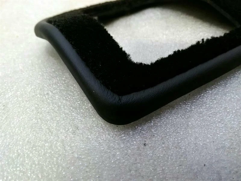 ASTON MARTIN VANQUISH S AM29 Heel Board Trim CD33-10K973-A Abdeckung Hinten - Image 4