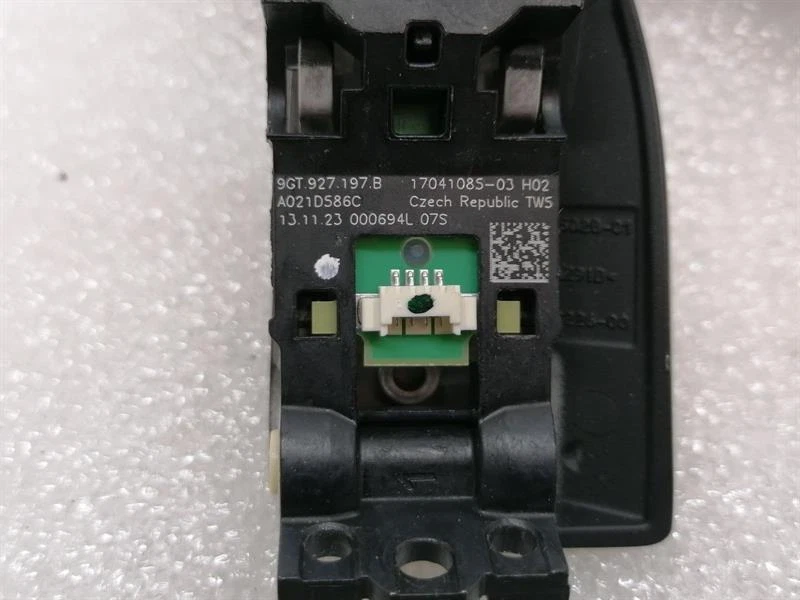 PORSCHE GT4RS GT3RS WEISSACH 992 SCHALTWIPPEN 9GT927197B 9GT998540A PADDLE SHIFT - Image 6