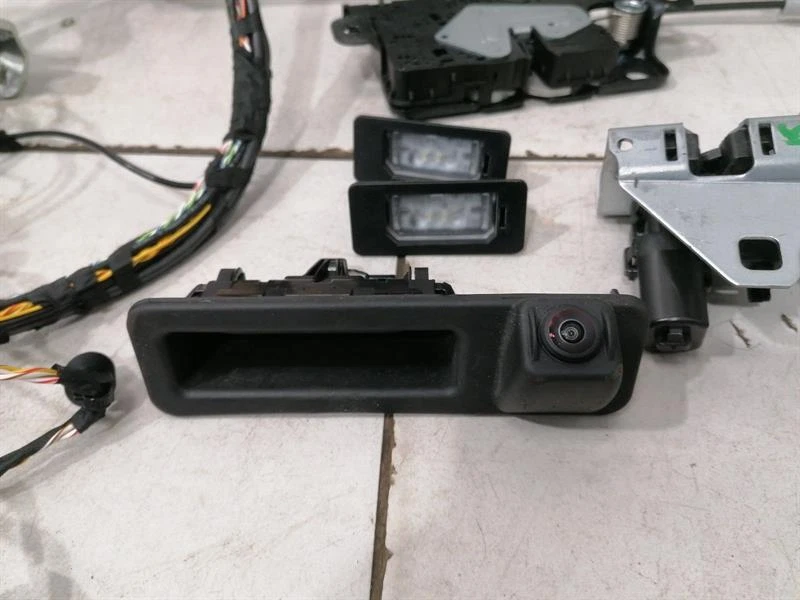 BMW 3 M3 G81 G21 61355A19DB3 AUTOMATIC TAILGATE SET Heckklappe AUTOMATISHCE - Image 5