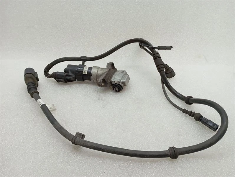 PORSCHE CAYMAN 718 GT4 PBM Park Brake Motor 298609403 RH Parkbremse motor