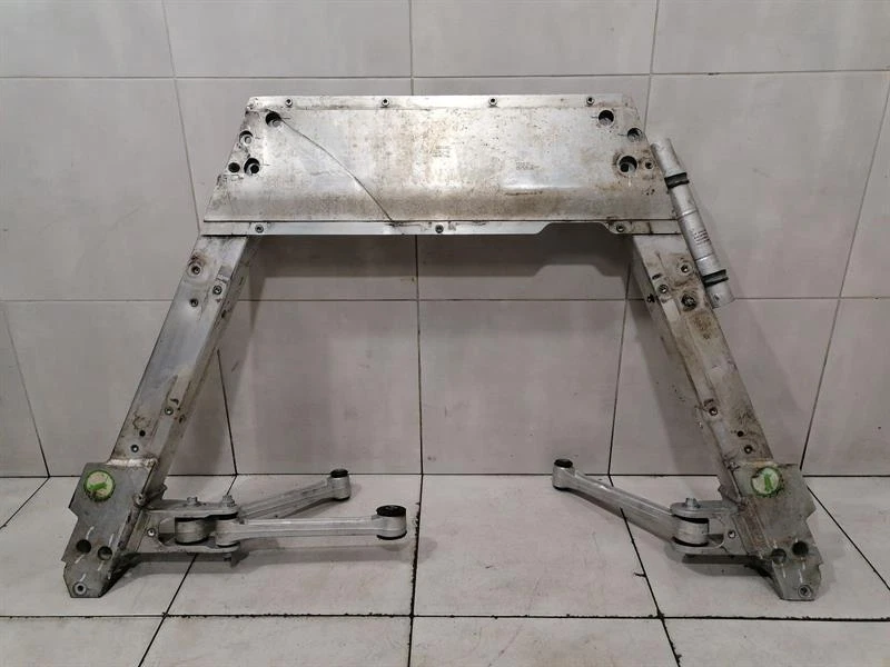 McLaren 570S Spider Subframe Rear 11A7025CP Achsrahmen Hinterachse MOTORHALTER - Image 6