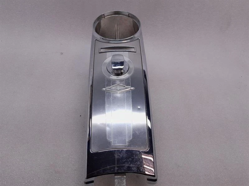 HARLEY-DAVIDSON Fuel Tank Console 70900117 Kraftstofftank verkleidung CHROME - Image 4