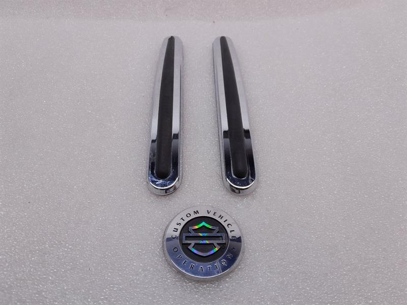 HARLEY-DAVIDSON 12-22 CVO Touring Rear Fender Chrome Trim Pad Strip 11100024