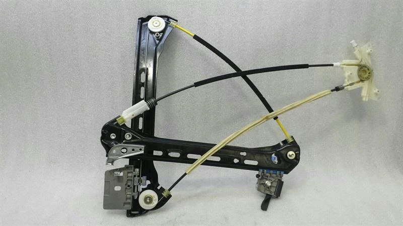 MERCEDES GT C190 GTR Left Front Door Winder A1907200146 Fensterheber vorne links