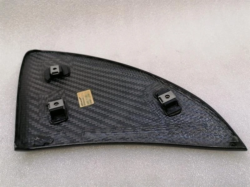 McLaren 570S Spider 13A6058CP CARBON BODYSIDE INLET RIGHT FENDER - Image 6