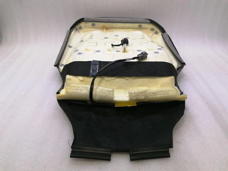 TESLA MODEL 3 Front Right Seat Pad 1452936-71-E Vorne Rechts SItz Verkleidung - Image 3