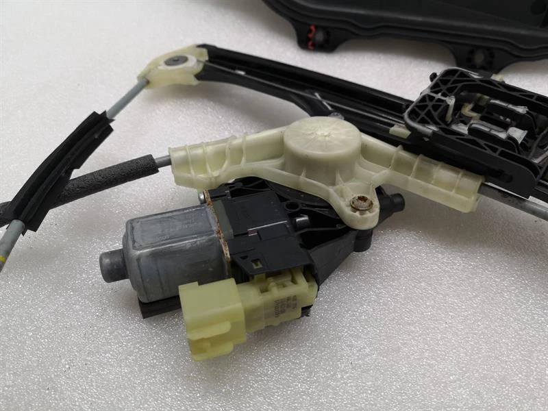 JAGUAR i-PACE X590 EV400 Right Front Door Winder T4K1044 Fensterheber vorne re - Image 6