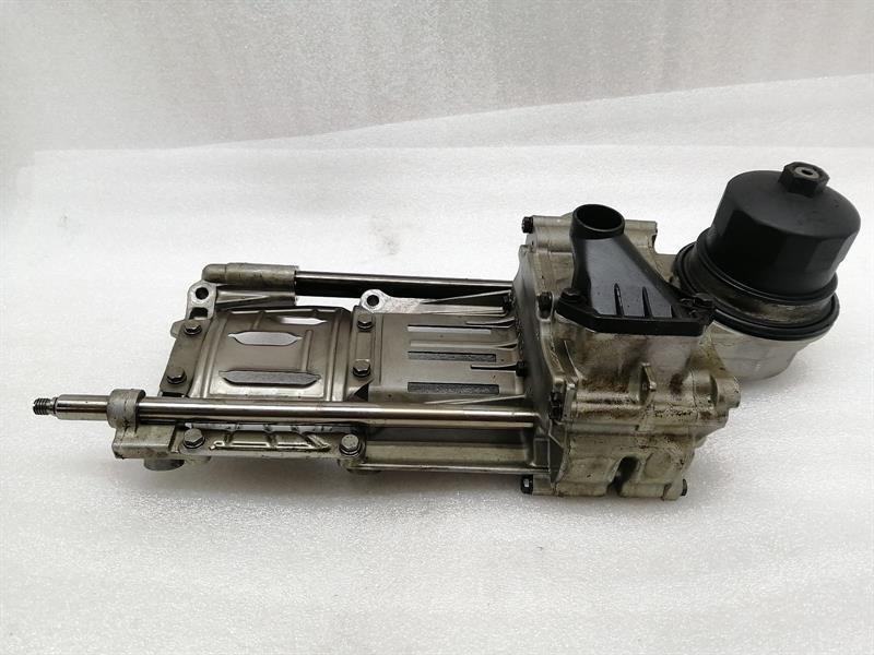 BMW 750i E65 V8 4.8 Oil Pump 11417561428 Ölpumpe Ölzusatzpumpe