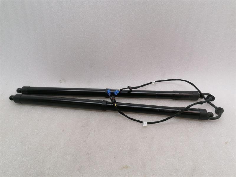 PORSCHE Panamera 970 Boot lid strut 97051257304 Gasdruckdämpfer Heckklappe