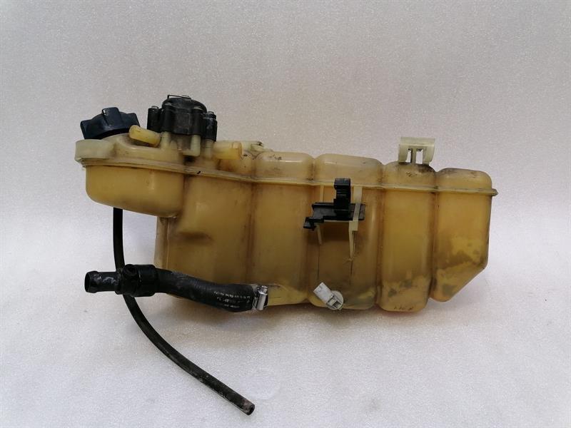 PORSCHE 911 996 Expansion Tank 99610605701 Ausgleichbehälter Kühlwasser