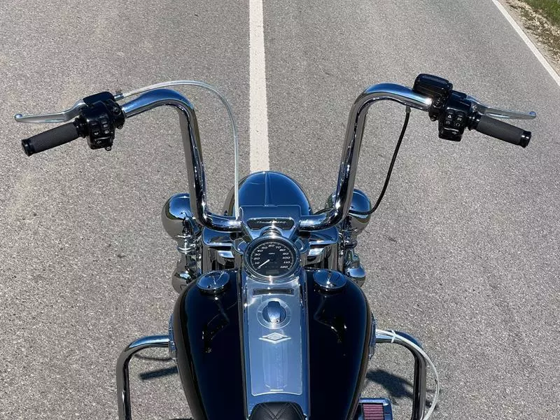 3500KM Harley-Davidson 2021 Vicla Harley-Davidson Road King FLHR Custom Carlini - Image 5