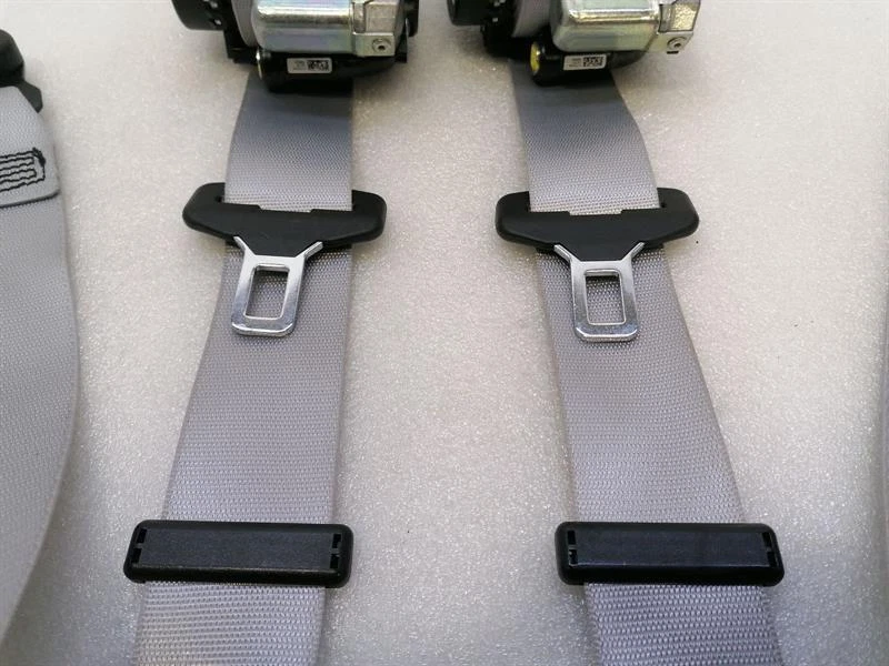 PORSCHE BOXSTER 718 Front seatbelt 98180303303 U01 Sicherheitsgurt SILVER U01 - Image 3