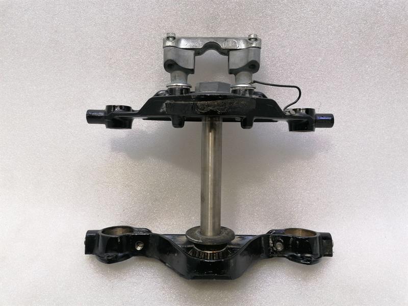 HARLEY-DAVIDSON Triple Tree Fork Clamp Holder- Bracket 45435-95 Gabelbrücke