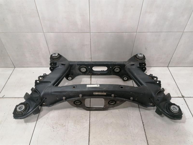 MERCEDES C Class W205 Subframe Rear A2053501014 Achsrahmen Hinterachse