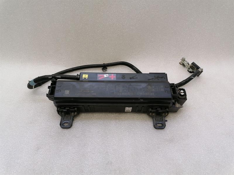 TESLA MODEL S 90D Fuse Box 1034405-00-E Sicherungskasten