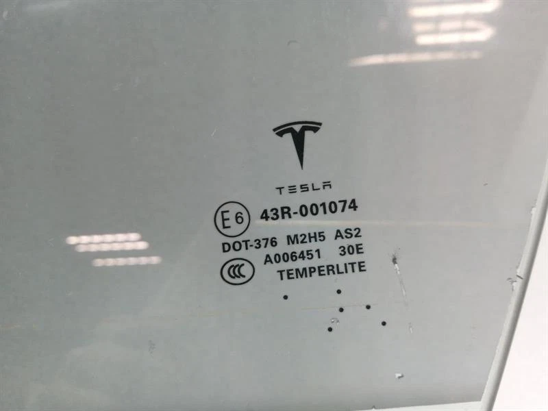 TESLA MODEL S 70 Left Front Door Glass 6006547-00-E Türscheibe Vorne Links - Image 3