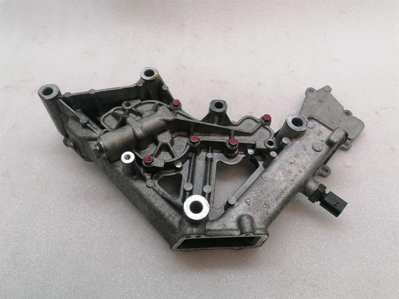 PORSCHE 911 996 Oil Pump 99610701202 Ölpumpe Ölzusatzpumpe