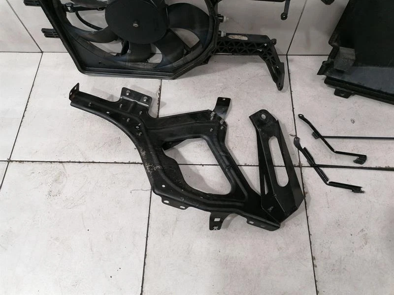 McLaren 600LT Spider Cooling fan 13A6527CP  LINKS  LUEFTER LEFT - Image 6