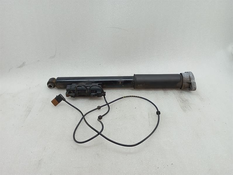 MERCEDES C63 AMG W205 Shock Absorber Rear A2053202300 Stossdämpfer Hinten EDC
