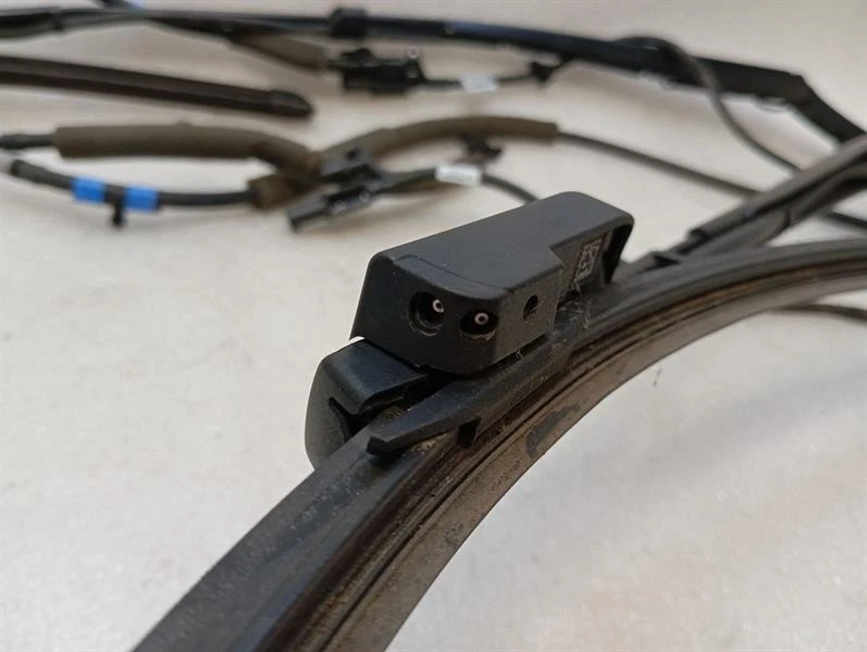 JAGUAR i-PACE X590 EV400 Front Wiper Motor M9D3-17500-BA RHD RECHTSLENKER - Image 7