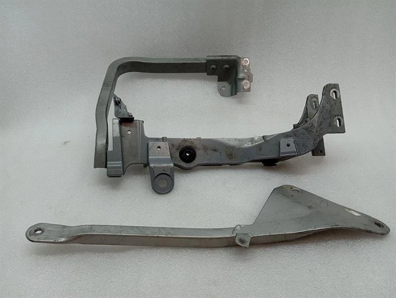 BENTLEY CONTINENTAL GT 18-24 3S 3SD FRH wing Bracket 3SD821226C Halter Rechts - Image 3